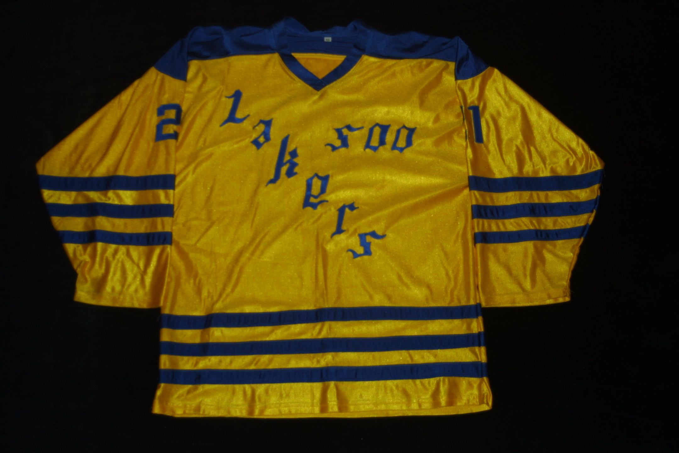 A History of Yellow Uniforms in the NHL – SportsLogos.Net News
